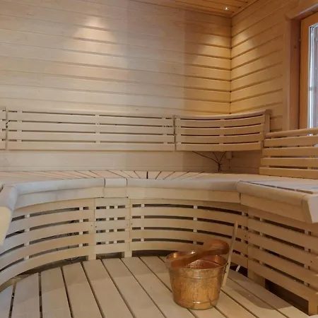 In Out, World Cup Slope *