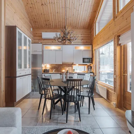 In Out, World Cup Slope Semesterbostad *