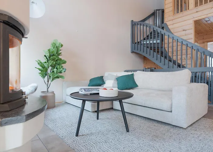 In Out, World Cup Slope 펜션 *